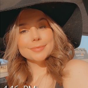 Meet your Posher, Amber